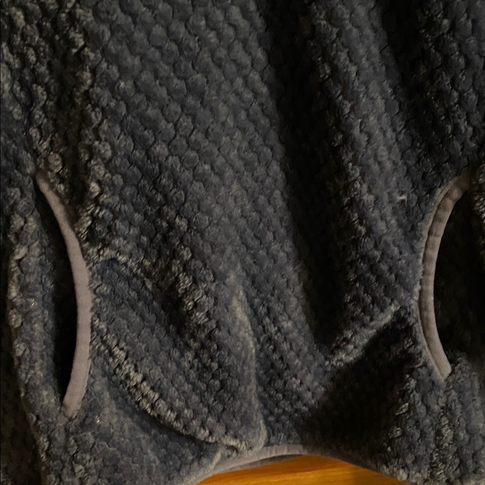 Eddie Bauer Women's Navy Turtleneck Jacket - Picture 4 of 4